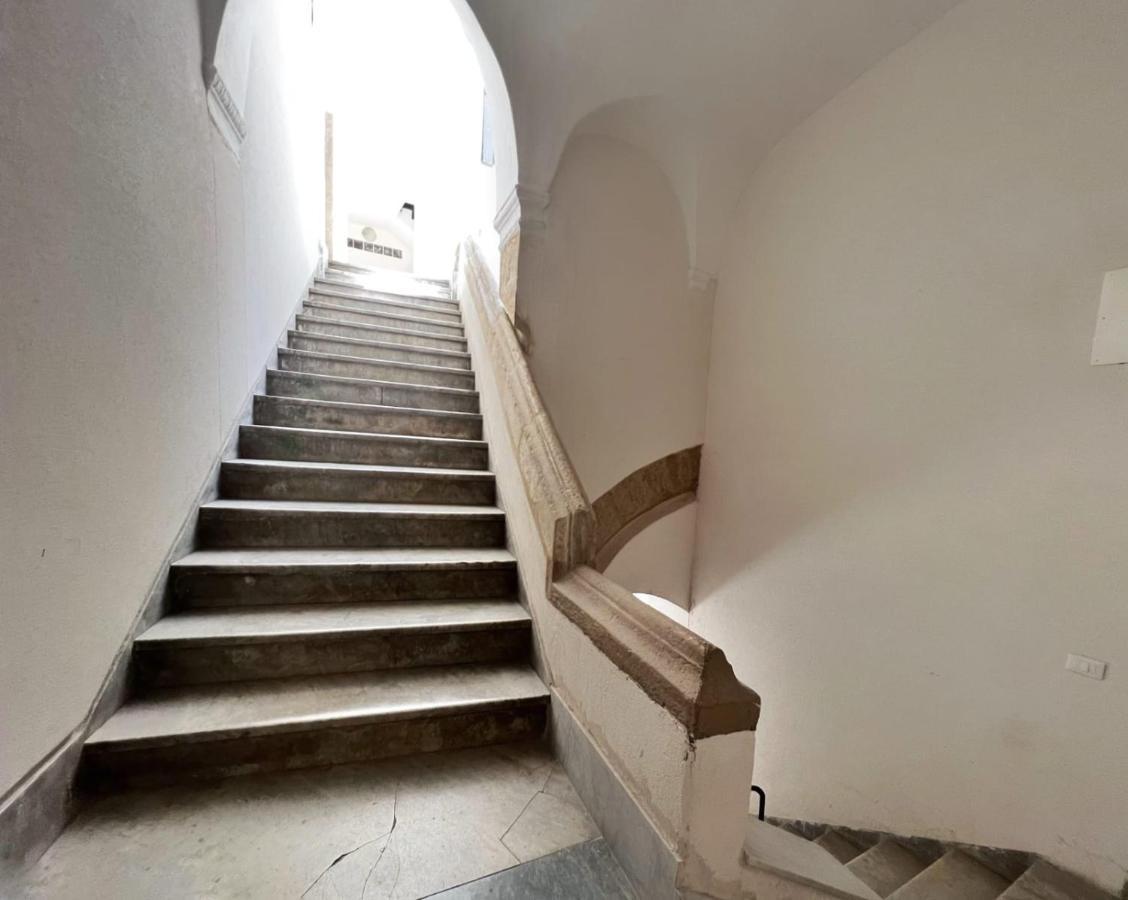 Sant'andrea - Luxury In Vucciria Gasthof *