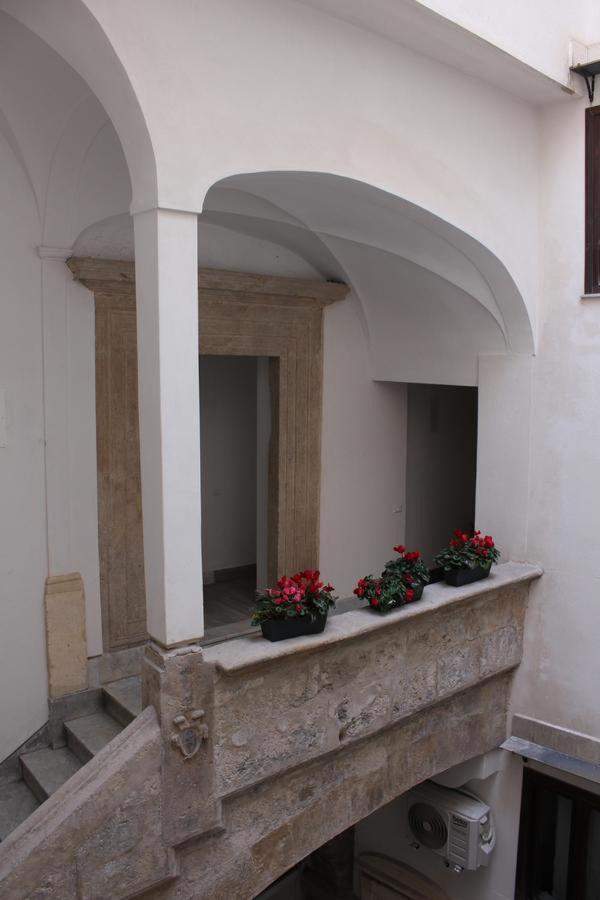 Sant'andrea - Luxury In Vucciria Gasthof *
